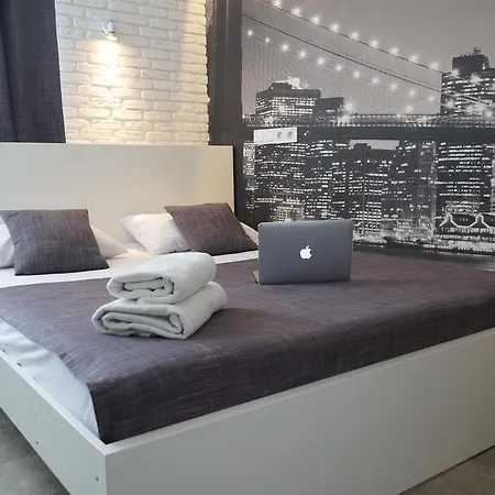 Skyhome Mini-hotel אורחן קייב