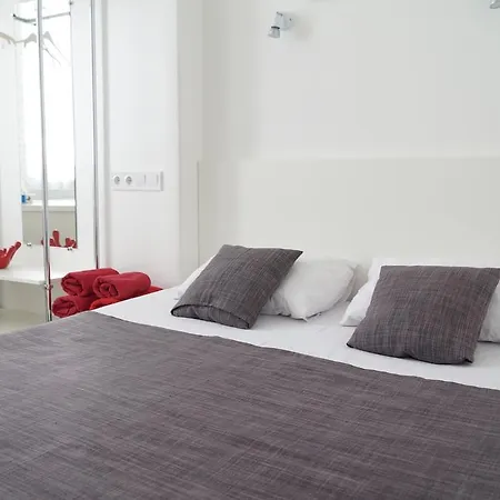 אורחן Skyhome Mini-hotel 3*